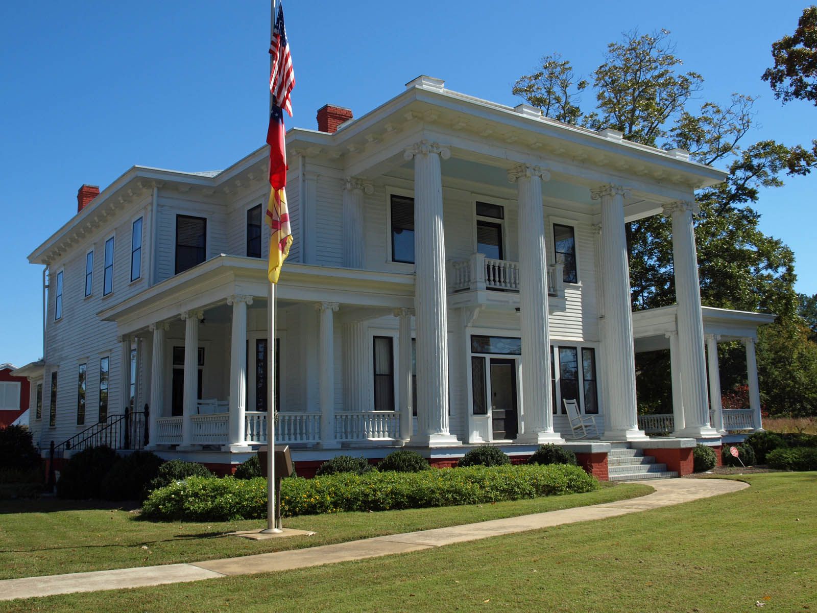 Braselton Town Hall in the historic W.H. Braselton House